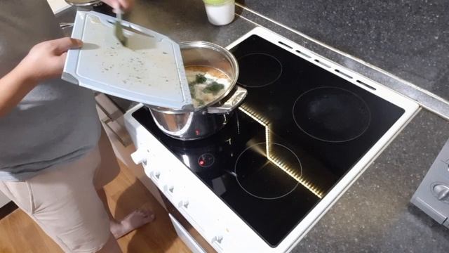 УХА ПО-ФИНСКИ "ЛОХИКЕЙТТО". БЮДЖЕТНЫЙ ВАРИАНТ❗ НО ТОЖЕ ОЧЕНЬ ВКУСНО? смотреть онлайн
