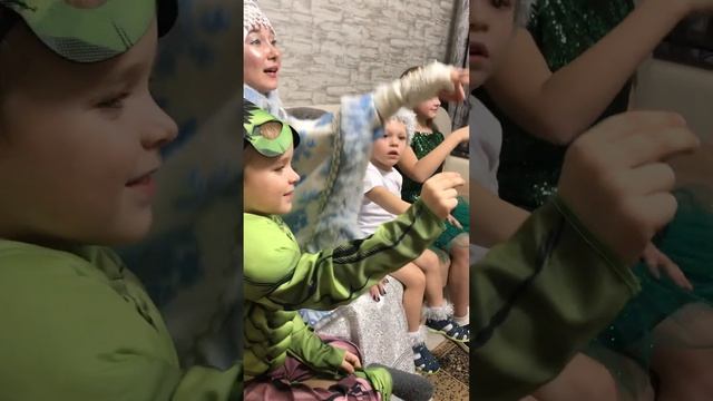 Волшебное поздравление от Дедушки Мороза и Снегурочки смотреть онлайн