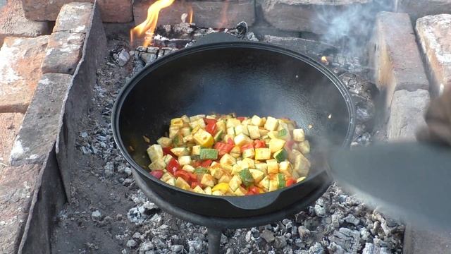 КАБАЧОК в казане на костре за 15 минут! смотреть онлайн