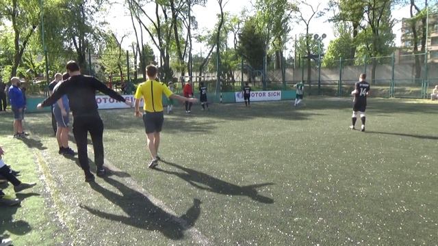 Высшая Лига ЗЛФЛ 5х5 г.Запорожье. ЗАПОРОЖПРОМГРУПП - Лотос 4:4.Highlights. смотреть онлайн