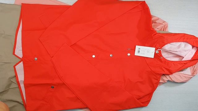 03002 Mix Rains Raincoat/Bags (Дождевики и сумки Rainscoat) 16PCS 16 шт  24,50€ за шт.