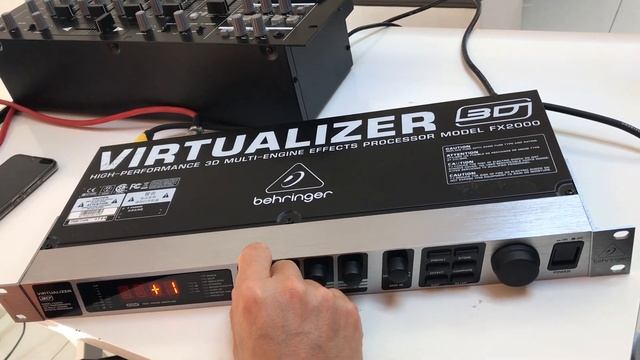 Procesador De Voz Behringer Model Fx2000