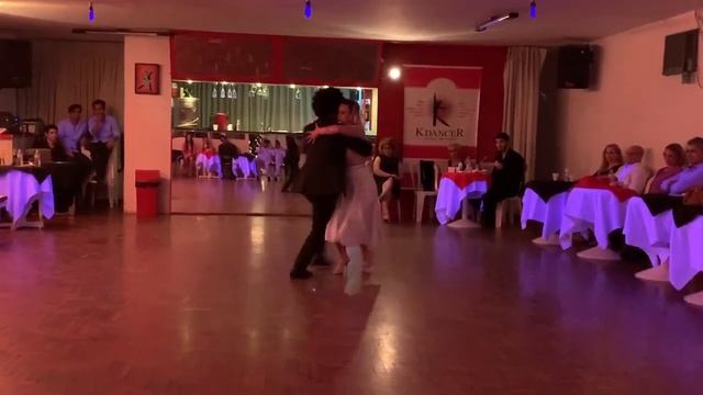 Vinicius Souza Y Gaby Mataloni En La 2da Trasnochando Milonga, São Paulo 3/3