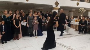 Самая красивая цыганочка танцует ?⚜️⚜️⚜️