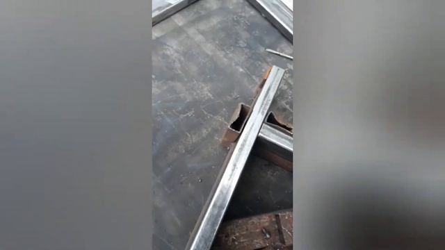 Полки для гаража! (процесс изготовления кронштейнов) смотреть онлайн