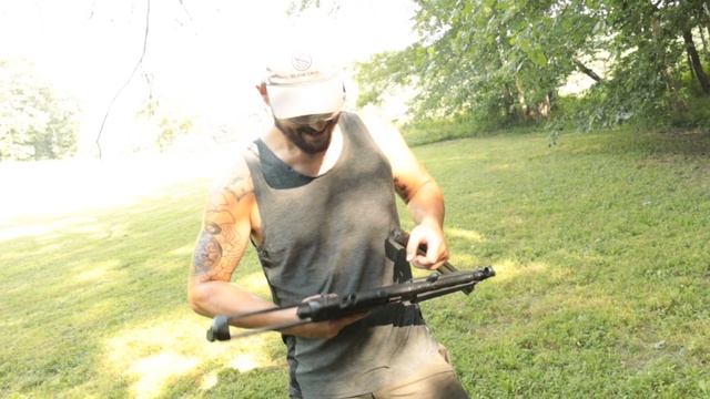 HK SP5 vs. Hk MP5 (Franklin Armory Binary Trigger vs. Full Auto) смотреть онлайн