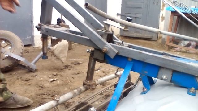 Мотоблок : Как самому установить фрезу на тяжёлый мотоблок . И адаптер для переезда . смотреть онлайн