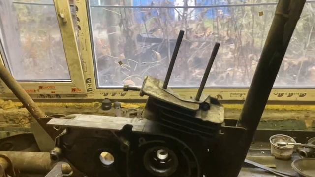 Первый этап сборки дорожного чезета с мотором восход 3м 01 под кросс эндуро смотреть онлайн