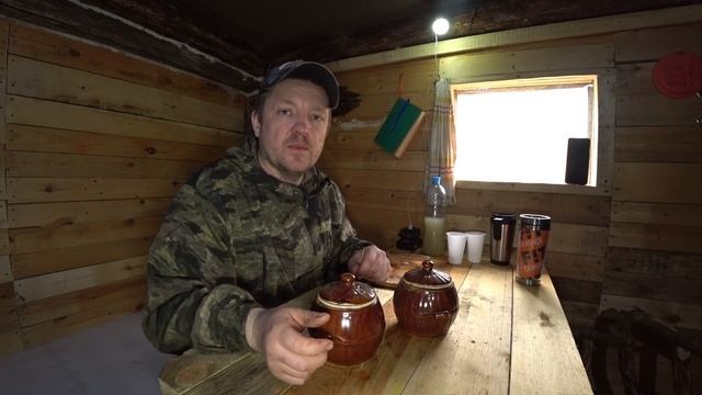 ЗЕМЛЯНКА У ОЗЕРА. САД В ЛЕСУ! Основание в беседке. ОФИГЕННОЕ БЛЮДО В ЧУДО ПЕЧКЕ! смотреть онлайн