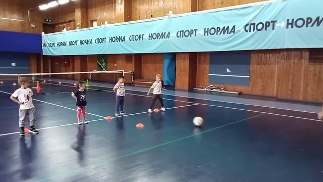 #ОФП с 4-7 лет #Геолог #Салехард #отделение #БольшойТеннис #ЧеканкаМяча #ФутбольныйФристайл⚽ смотреть онлайн