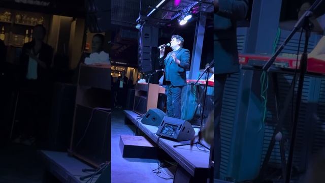 Академ джаз клуб 10.11.23 Я не верю.С подтанцовкой? смотреть онлайн