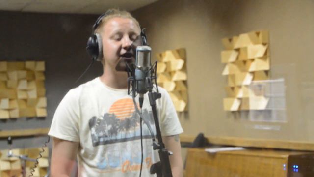 Двое у моря в ARS Studio смотреть онлайн