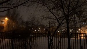 «.. Мело весь месяц в феврале и то и дело- свеча горела на столе, свеча горела..»