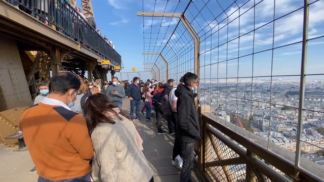 EIFFEL TOWER (Paris, France) | Tour in 4K смотреть онлайн