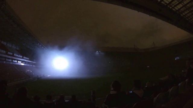 Glow Philips Stadium Show