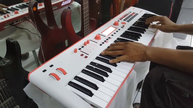 Korg Kross2 61 GR special and limited edition, review sound part 1 смотреть онлайн