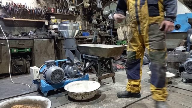 Гранулятор для Сергея 220в смотреть онлайн