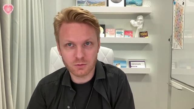 РОДИТЬ РЕБЕНКА ИЛИ СТРОИТЬ КАРЬЕРУ? смотреть онлайн