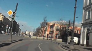 Расположение  светофоров на перекрестке.