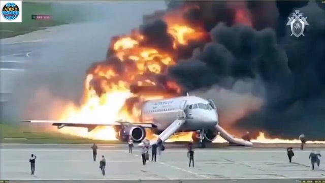 Sukhoi Superjet 100 Crash - 41 Dead - Lighting Strike смотреть онлайн