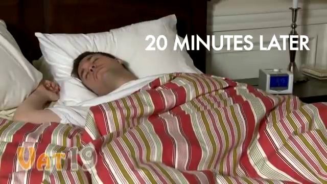 Neverlate Executive 7-Day Alarm Clock смотреть онлайн