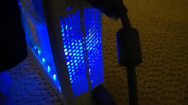 Custom Xbox 360 Mod with HDD window and leds смотреть онлайн