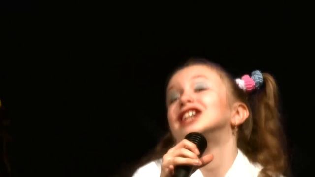 Эстрадный театр Иволга - "Зажигай!".m2ts смотреть онлайн