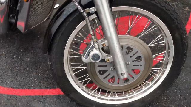 2000 Suzuki Intruder VS800 смотреть онлайн