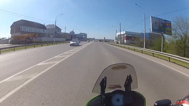 Городская езда на мотоцикле. смотреть онлайн