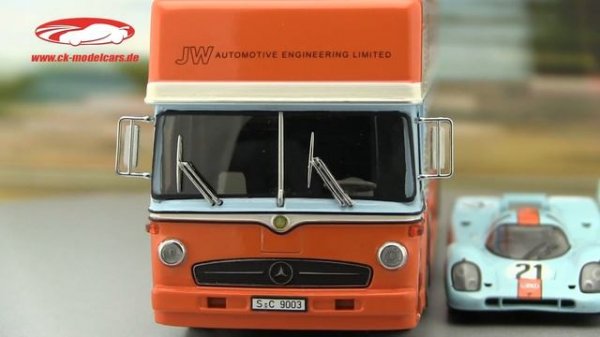 ck-modelcars-video: Mercedes Benz O 317 Porsche Gulf Renntransporter Baujahr 1968 Schuco