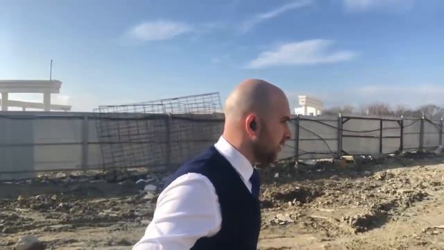 Толстый мыс Геленджик || Прогулка по набережной с клиентами || Отзыв о покупке квартиры смотреть онлайн