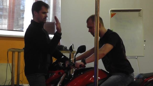 Семинар Motocitizen. Часть1. Посадка на мотоцикле. Классик. смотреть онлайн