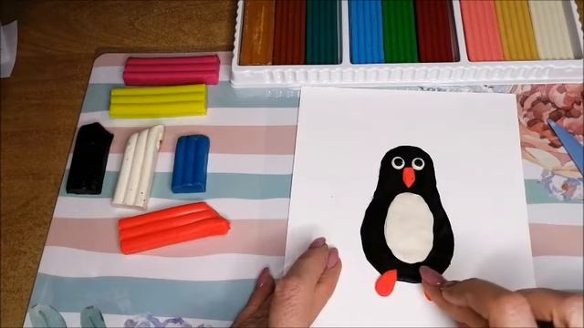 Как выполнить рельеф "Пингвин" из пластилина своими руками. Пошагово. смотреть онлайн