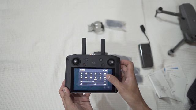 Dji Mavic Pro 2 + Smart Controller + Fly Kit Combo - Unboxing смотреть онлайн