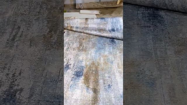 Готовимся к укладке напольного покрытия в кухонной зоне. Обзор материала. #ковер #укладкаковролина