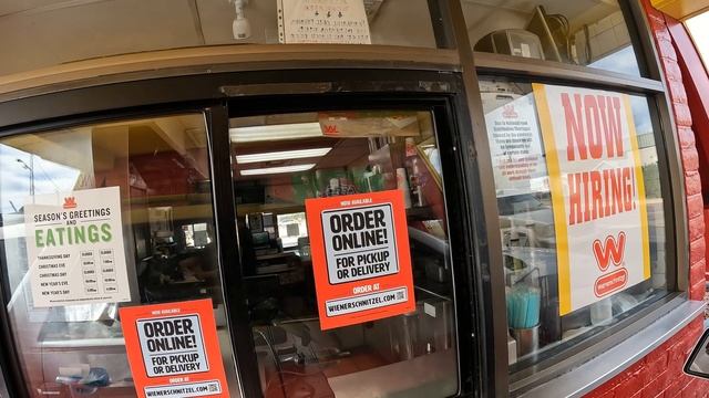 Wienerschnitzel Drive-Thru, Corn Dog, BBQ Beef Brisket, 3460 N Oracle Rd, Tucson, Arizona 7 Dec 202 смотреть онлайн