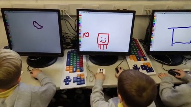 Pori Drwy Stori, using the Hide and Sheep resource, computer activity (Welsh language) смотреть онлайн