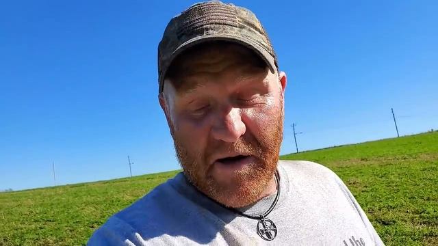 Metal Detecting an OLD Brick House & Farm Fields!! смотреть онлайн