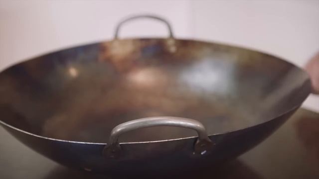 How to Choose a Wok | A Beginner's Guide to Buying the Right Wok | смотреть онлайн