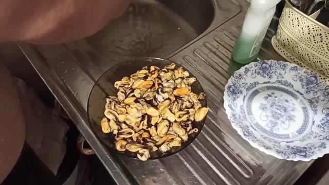 Готовим мидию с рапанами.... смотреть онлайн