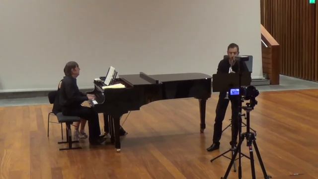 Robert Schumann: Fantasiestücke for clarinet and piano смотреть онлайн