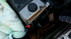 Шум Двигателя причина Замена вакуумного насоса Мерседес W124 е 250d