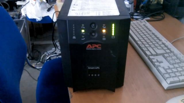 APC Smart-UPS 1000 SUA