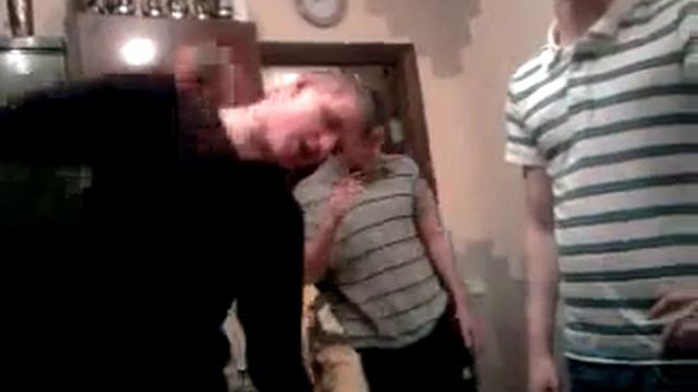 Пати на кровати) смотреть онлайн