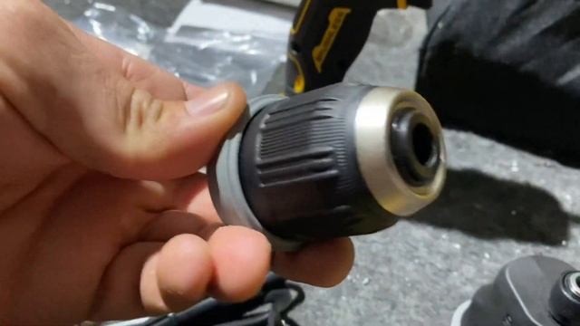 Conhecendo a DCD 703 Dewalt ! Você já tinha visto algo parecido? смотреть онлайн