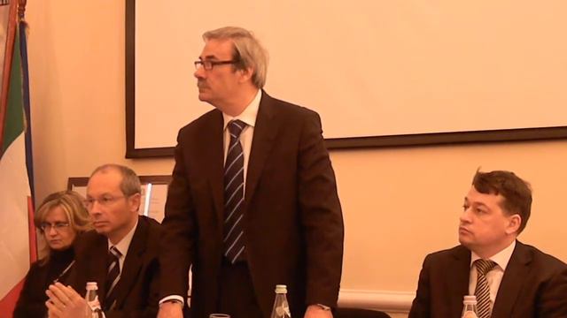 Витторио Габбанини, мэр города Сан-Миниато смотреть онлайн