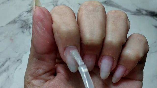 Повторяю чужой дизайн. Не самая удачная попытка. Белый маникюр. смотреть онлайн