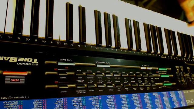 CASIO CT-625 (sound demonstration) HiQ sound and playing смотреть онлайн