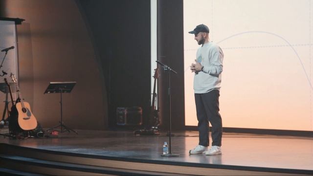 Алексей Романов: Не давайте места дьяволу в вашей жизни / Воскресное богослужение смотреть онлайн