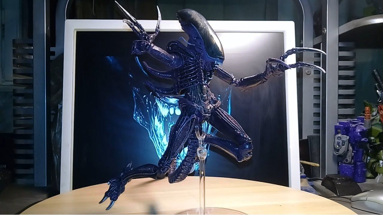 Trophy chase! 2021 Razor Claws Alien (realistic colour decor) from AVP arcade game by Neca. смотреть онлайн